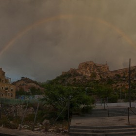 1474477048_Pano_castillo_arcoiris_2_6908x3975