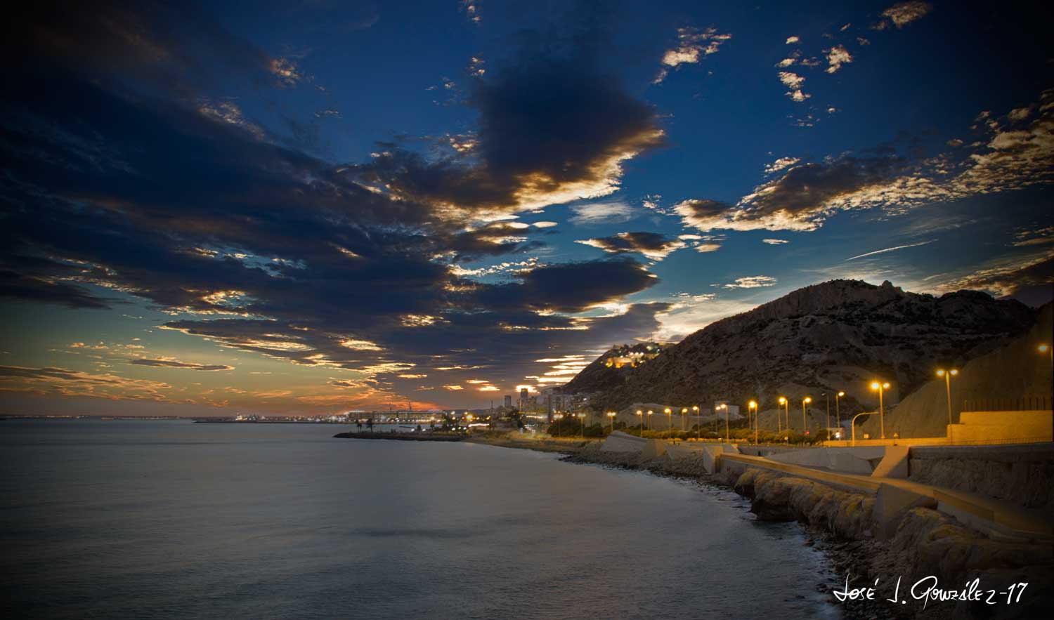 1513341355_alicante-tarde