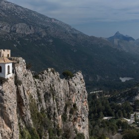 1540152577_guadalest