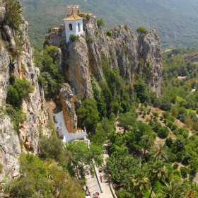 1571171381_Guadalest