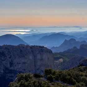 1661168108__DSC8084_4_Atardecer entre montañas