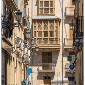 Calle Bendicho y edificio de la calle Jorge Juan